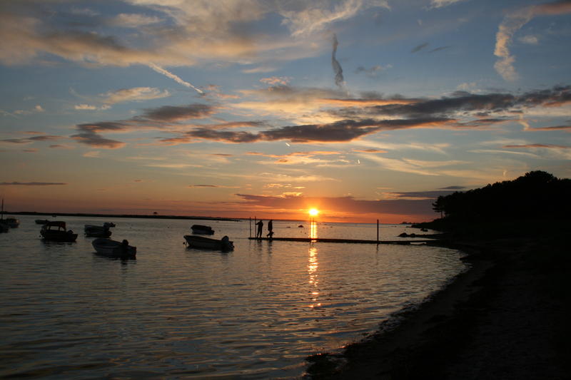 solnedgang over fjorden