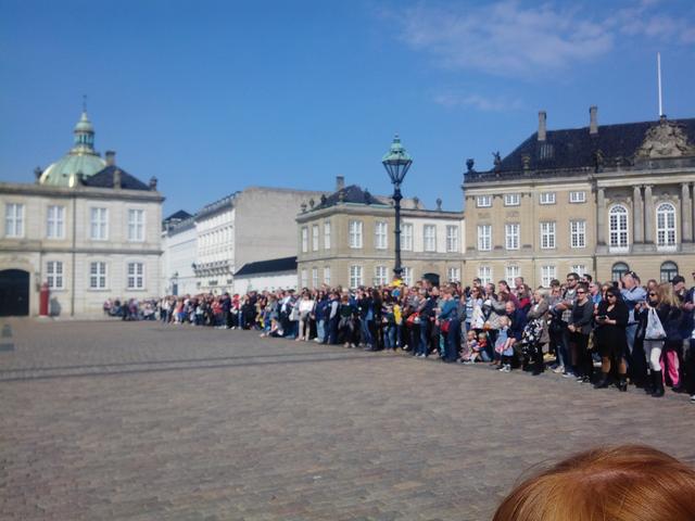 ....sammen med alle de andre.